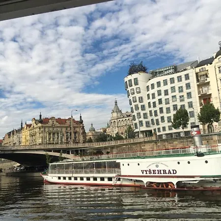 Apartment Prague Center Flat Near Dancing House *